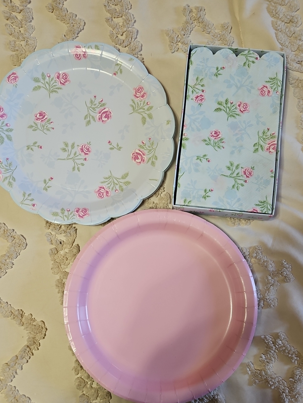 Floral Rose Paper Plates & Napkins.